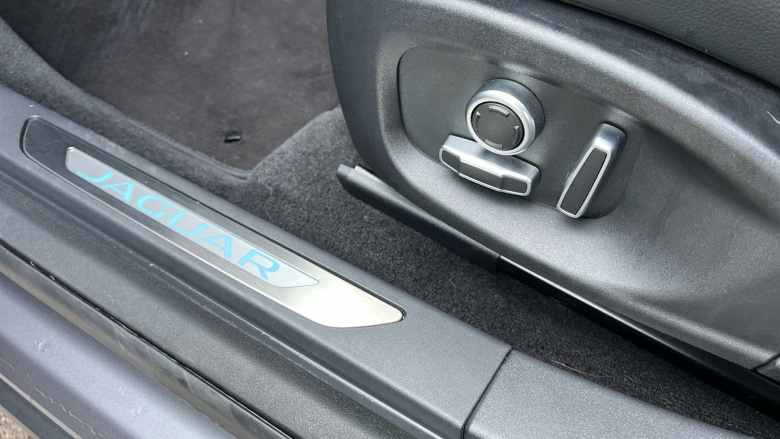 Jaguar I-Pace 294kW EV400 Black 90kWh 5dr Auto [11kW Charger] Electric Estate